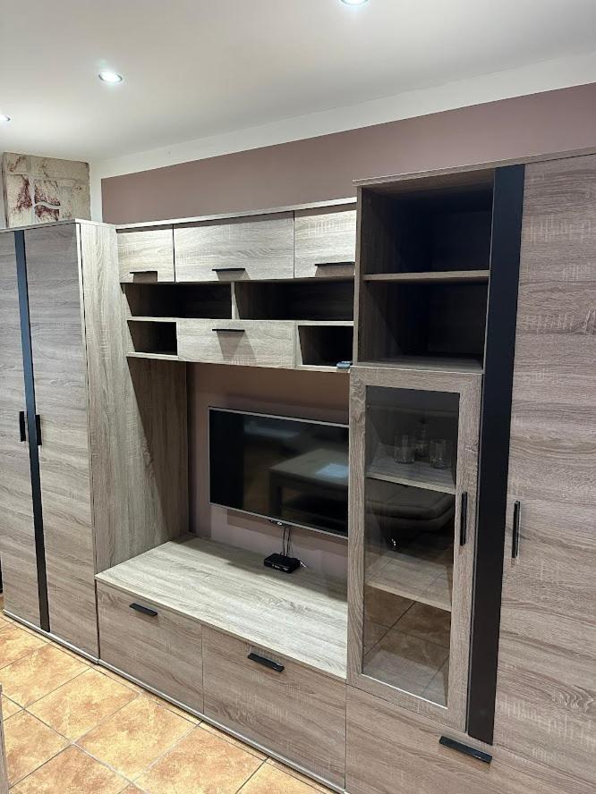 Abc Apartment Unhost Luaran gambar